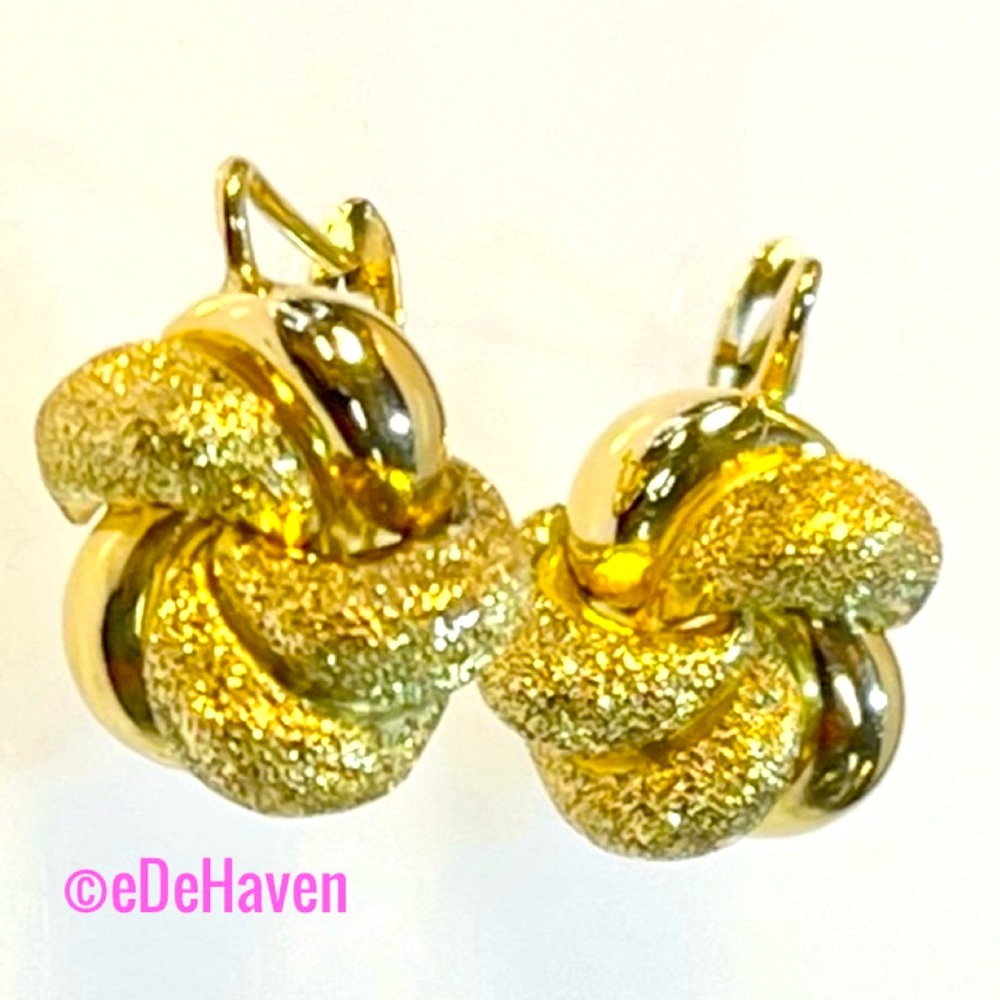 SOLD 18k Vintage Dangle knot Earrings